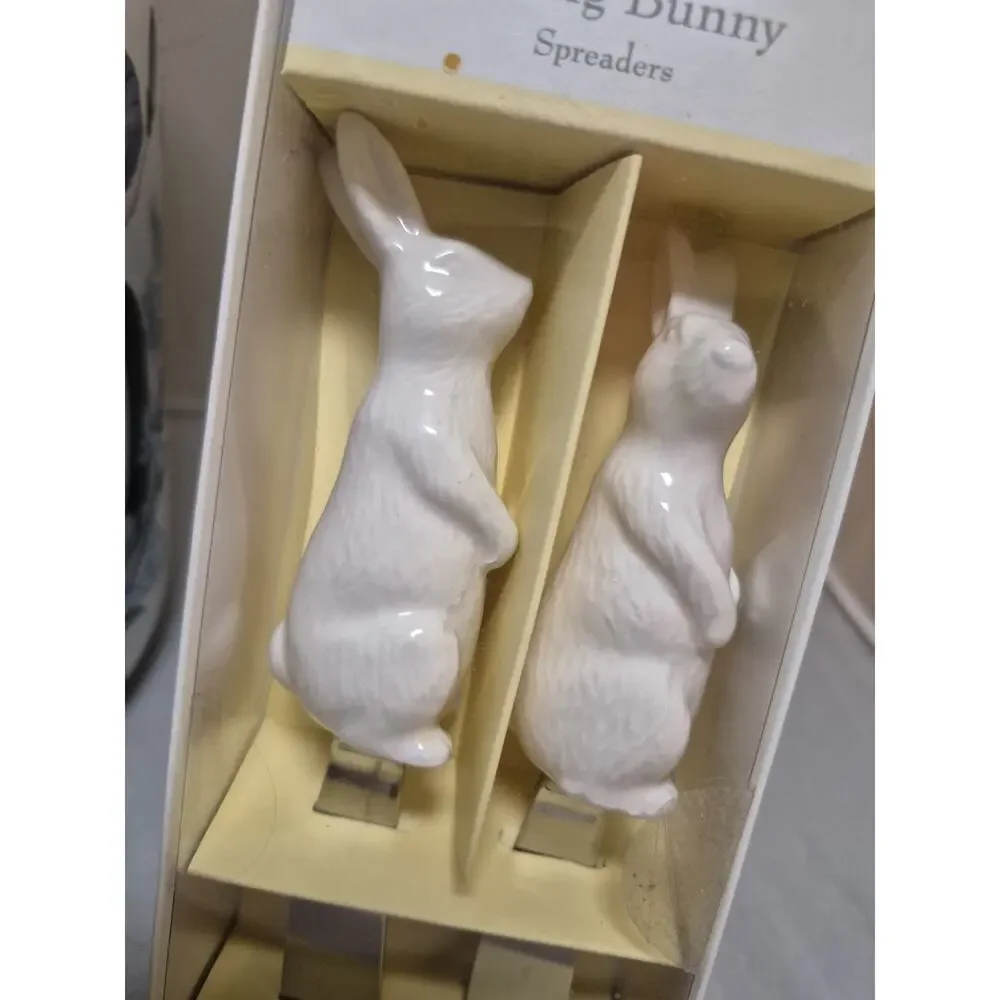 💥 Williams Sonoma Spring Bunny Set Rabbit Handle Cheese Spreaders A3